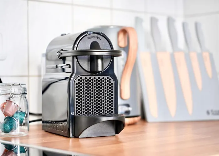 Stadtfeldnest - Boxspringbett - Waschmaschine - 55 Zoll Smart-tv - Smart-tv - Arbeitsplatz *